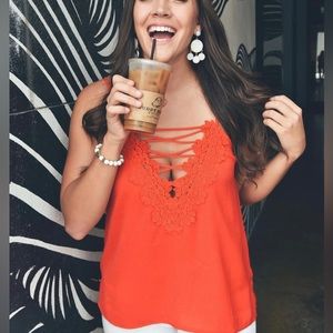 Criss Cross Front Tank Top Small